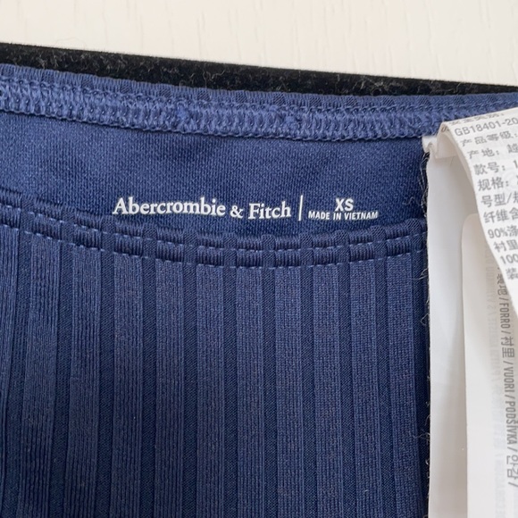 Abercrombie & Fitch Bikini Bottom - Picture 4 of 4